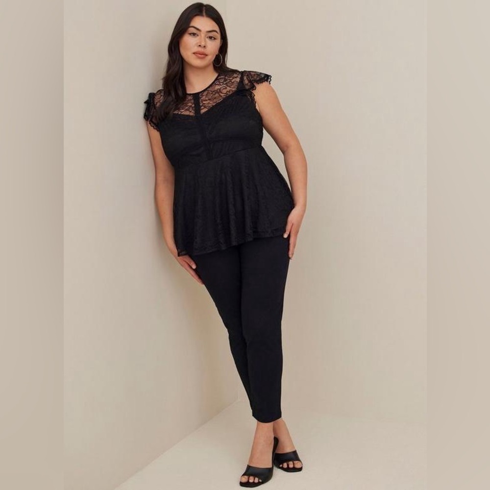 TORRID PEPLUM LACE RUFFLE SLEEVE TOP PLUS SIZE - Picture 2 of 8